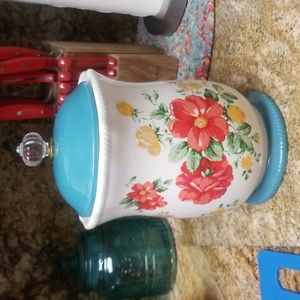 Pioneer Woman cookie jar